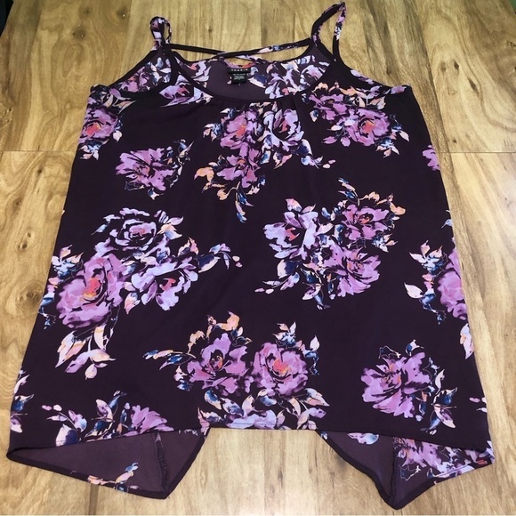 Torrid Lightweight Black Purple Floral Sleeveless Top Blouse Womens Size 1 - Picture 1 of 5
